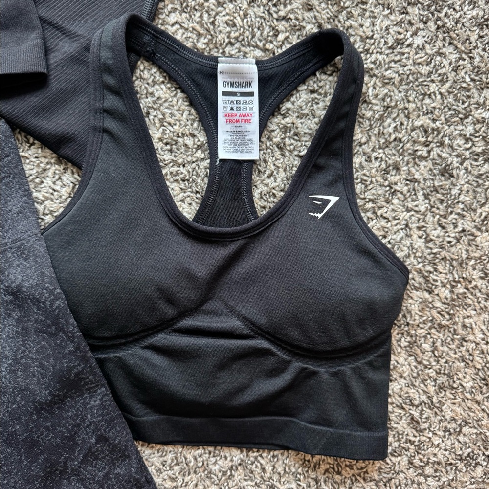 Women's Black Activewear Set - Picture 3 of 8